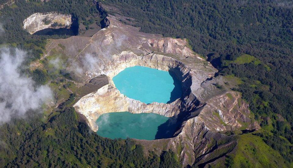 Danau Kelimutu