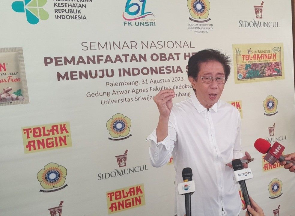 Pengusaha Jamu Nasional, Irwan Hidayat: Para Dokter Harus Belajar tentang Obat-obatan Alami